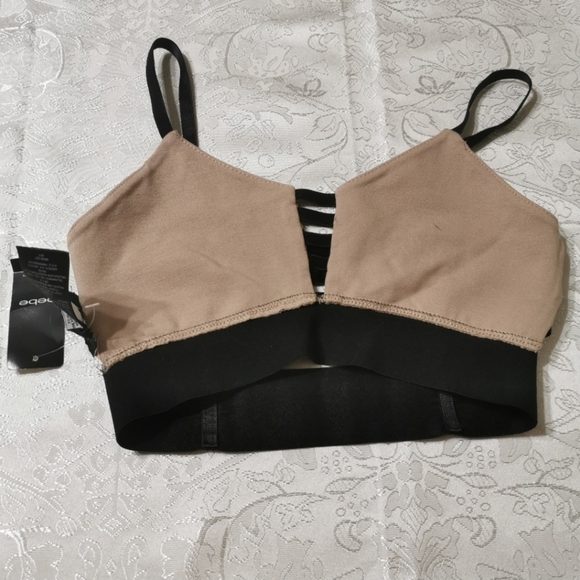 NWT! Bebe Bralette - Picture 4 of 7